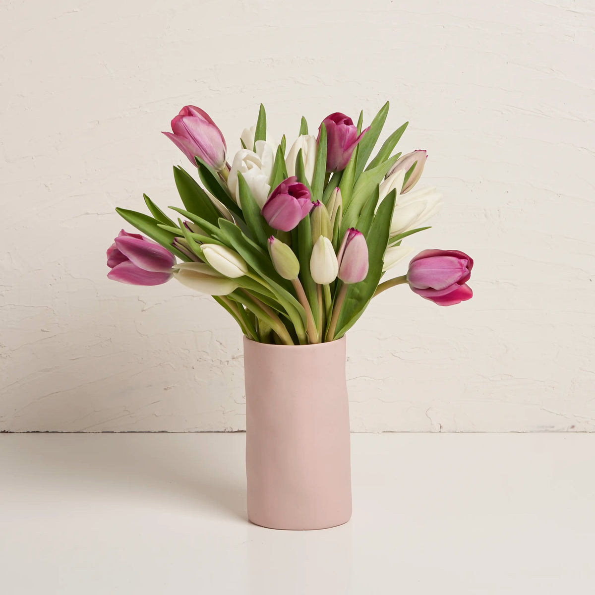 Tulips in Ceramic Vase (WA/QLD - SOLDOUT)